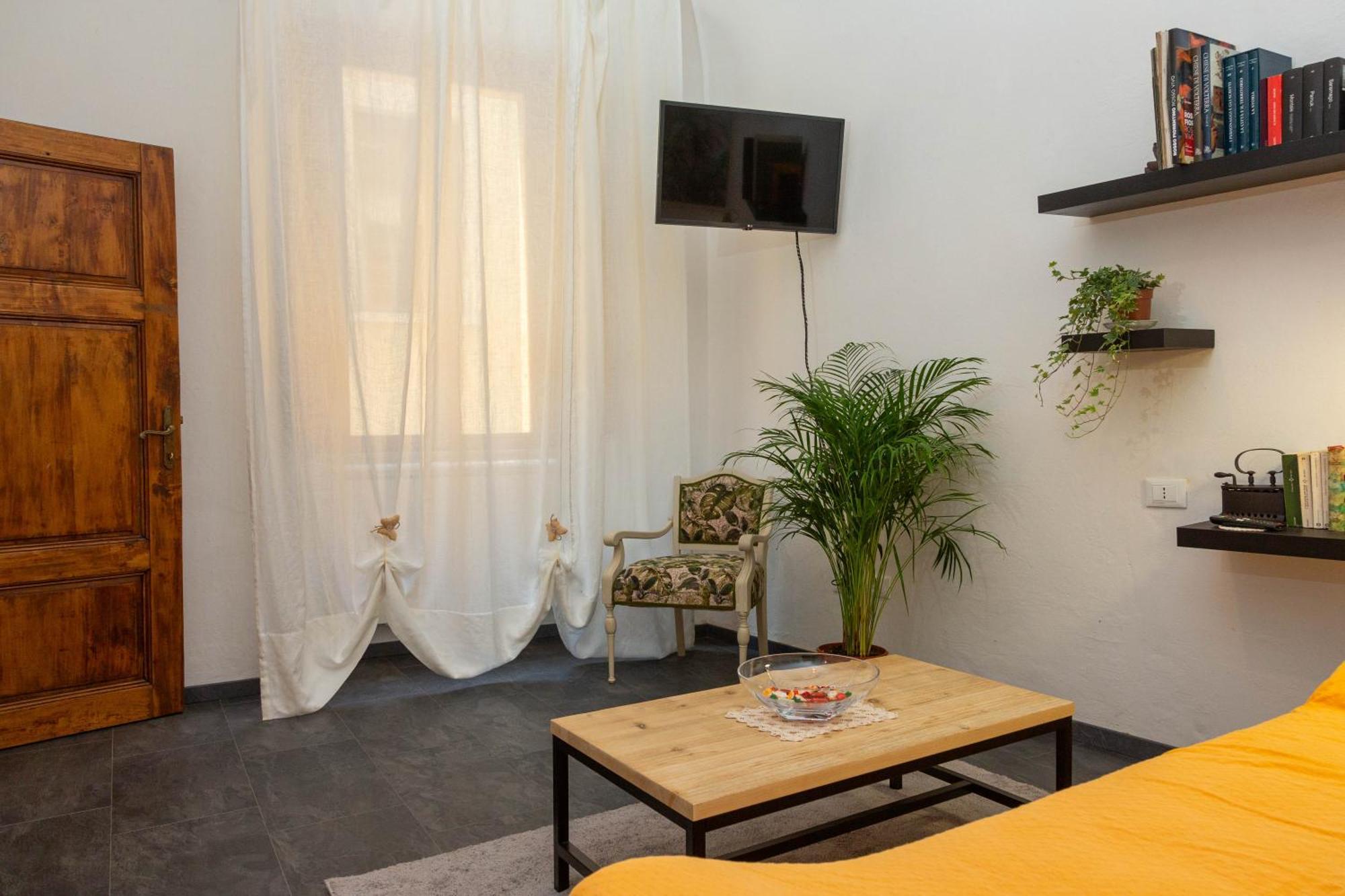 Il Cantuccio- Appartamento In Centro Con Giardino Volterra Dış mekan fotoğraf